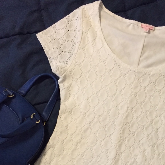 Isaac Mizrahi Dresses & Skirts - White dress. Lace