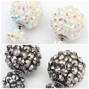 M3 Set of Two of Double Sided Earrings Black/White