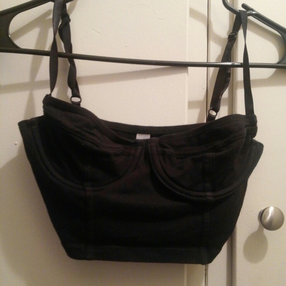 American apparel black crop top.