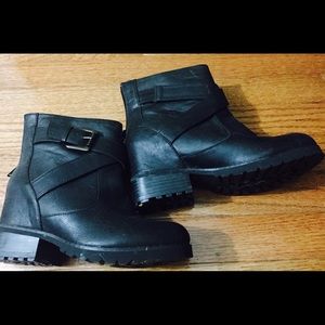 🎉 Black boots 🎉 🎀