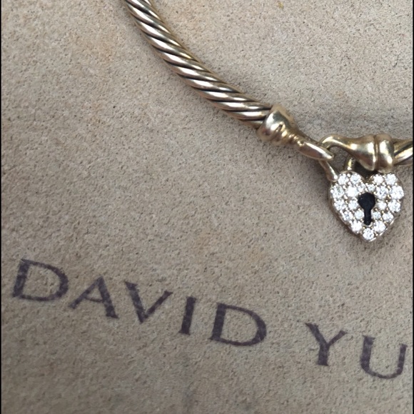 David Yurman pavé diamond heart lock bracelet - Picture 3 of 3