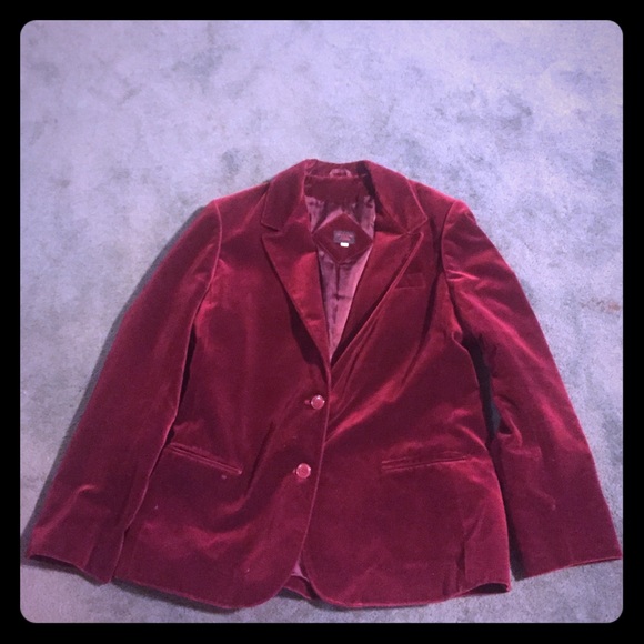 Red blazer perfect for office or night out