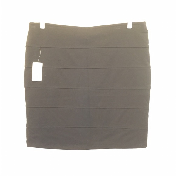 ➕PLUS SIZE➕Black skirt