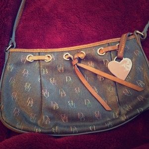Dooney & Bourke purse