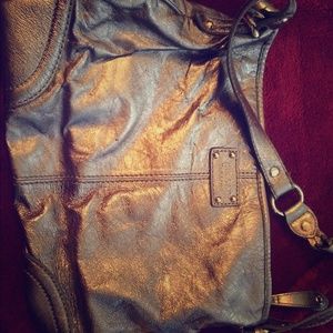 Silver Guess Purse- like new