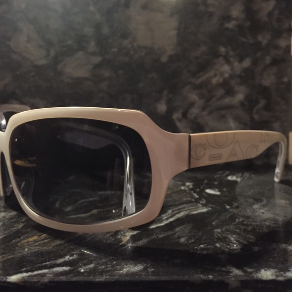 White coach sunglasses - Picture 1 of 6