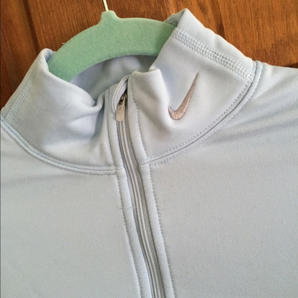 Nike dri-fit baby blue mock half zip size L