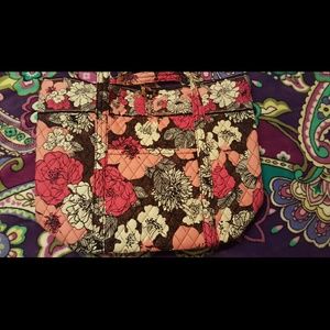 NWT Vera Bradley Vera XL tote in Mocha Rouge