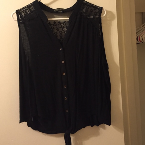 Black Forever21+ shirt
