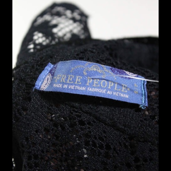 FREE PEOPLE BLACK LACE AUDRINA BLOUSE TOP SZ S - Picture 4 of 4