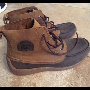Sorel boots size 9. Men's .