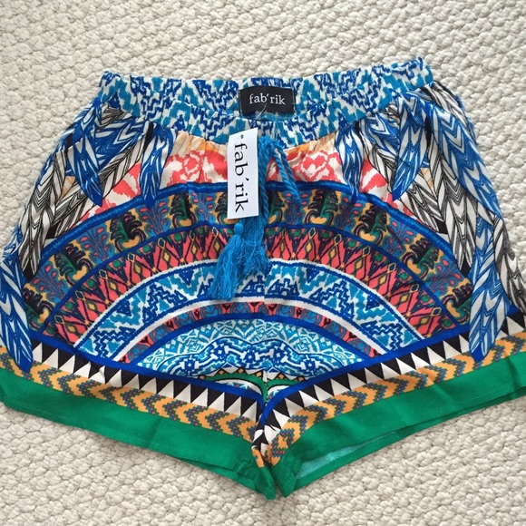 Pants - Summer patterned shorts NWT