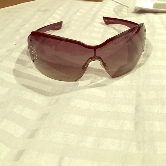 AUTHENTIC GUCCI sunglasses