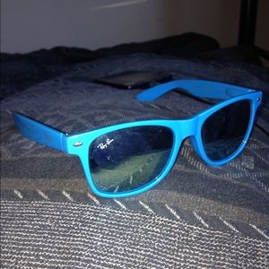 Blue ray bans