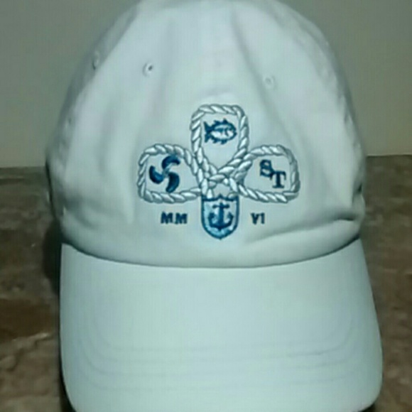 Southern tide rope crest hat