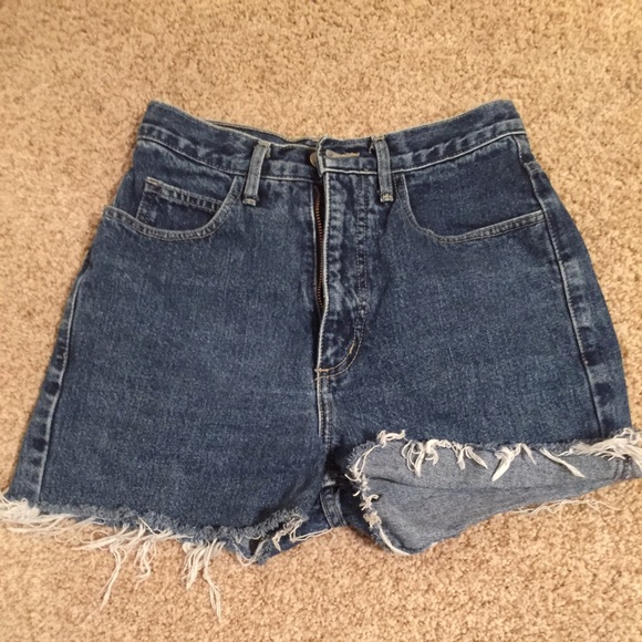 Authentic High waisted Guess shorts