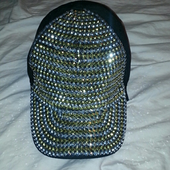 GOLD & SILVER BLING BLING CAP