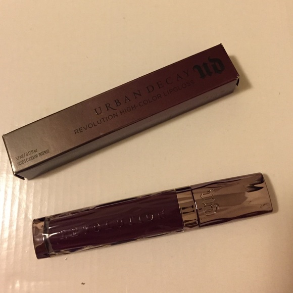 Urban Decay high revolution gloss in Apocalypse