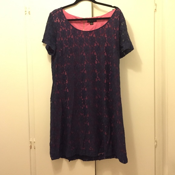 ➕PLUS SIZE➕ pink & blue lace dress w/ exposed zip