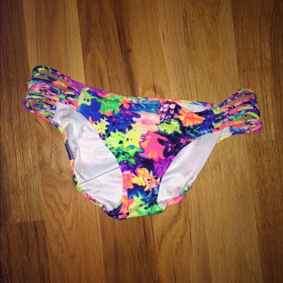 PINK Victoria's Secret bathing suit bottoms