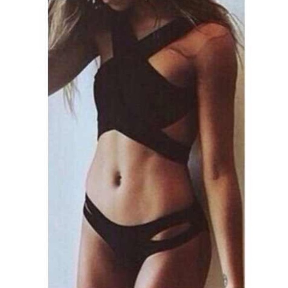 Cut out bikini set