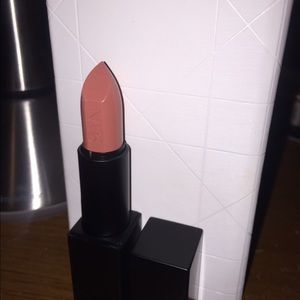 NARS Audacious Lipstick Raquel