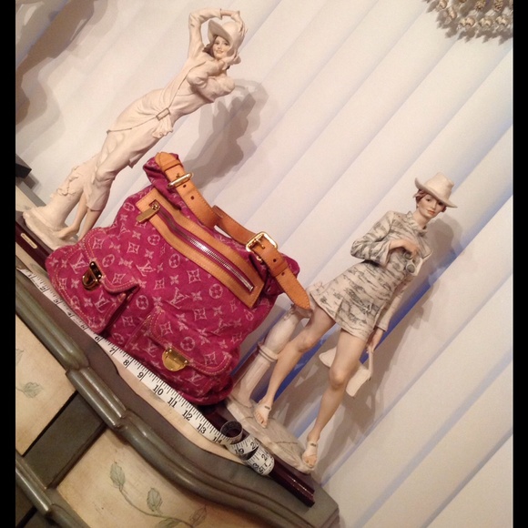 SALE❤️NO TRADE ❤️LV DENIM BAGGY GM SHOULDER BAG - Picture 3 of 4