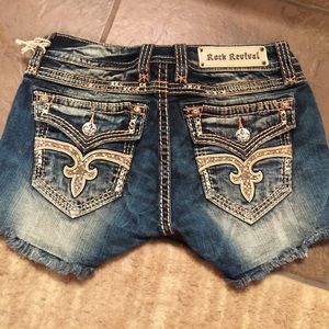 Rock revival shorts size 28. Angie. NWT!!