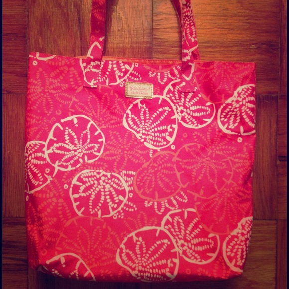 Estee Lauder beach bag