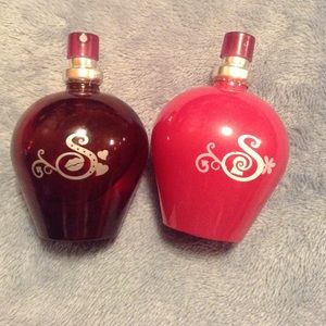 Two secrets to keep and secret kiss by Avon