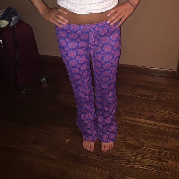 LUCY LOVE PRINTED PANTS ( never worn)