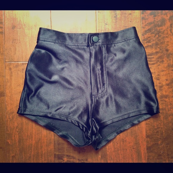 American Apparel Pants - 🎉final sale!!!🎉 American apparel shorts