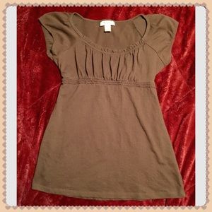 Cute, juniors brown top!