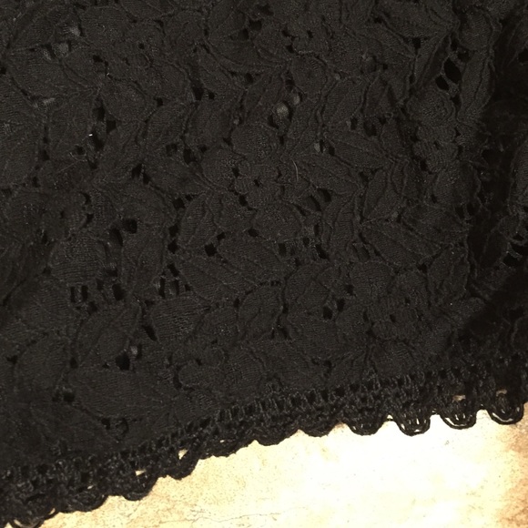 H&M black shorts - Picture 2 of 3