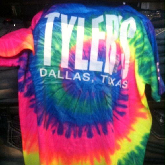 Tyler's tye dye shirt 😍👍🏻