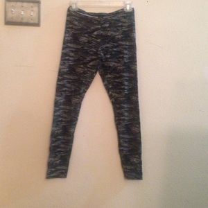 Camo like leggings