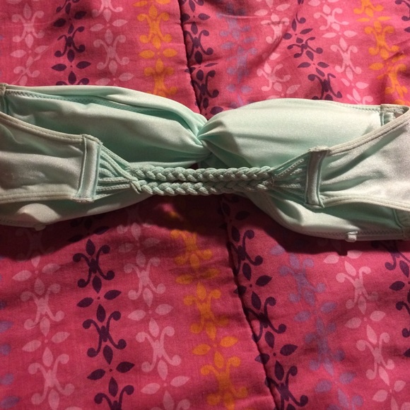 Victoria Secret Bikini Top - Picture 2 of 4