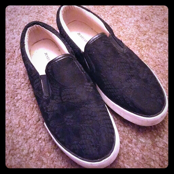 Slip On, Black Lace shoes