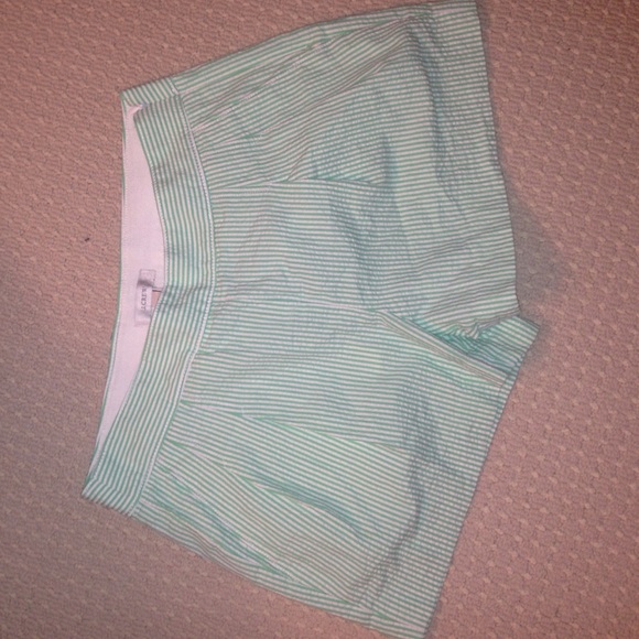 J. Crew green seersucker pleated shorts