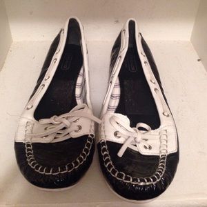 PRICE REDUCTION! Authentic Coach Flats 7.5