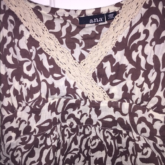 Spaghetti strap top - Picture 2 of 3