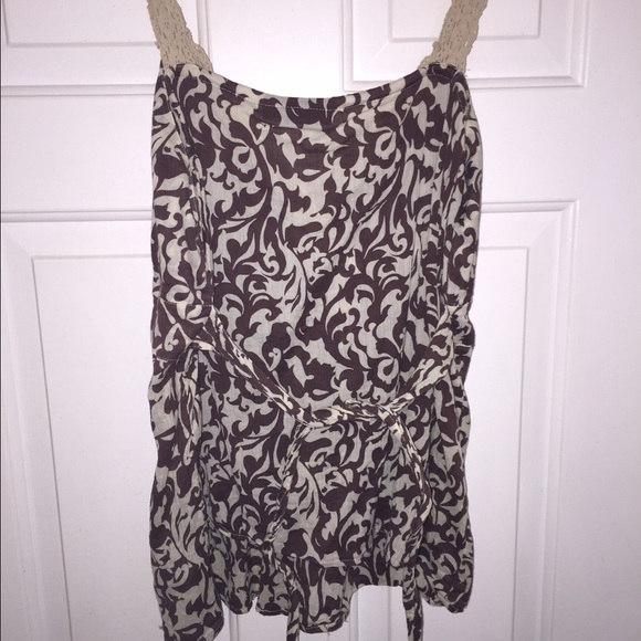 Spaghetti strap top - Picture 3 of 3