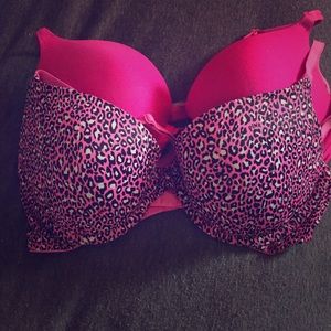 Vs pink bras bundle!!!