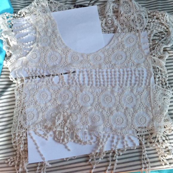 Lace shirt - Picture 2 of 2