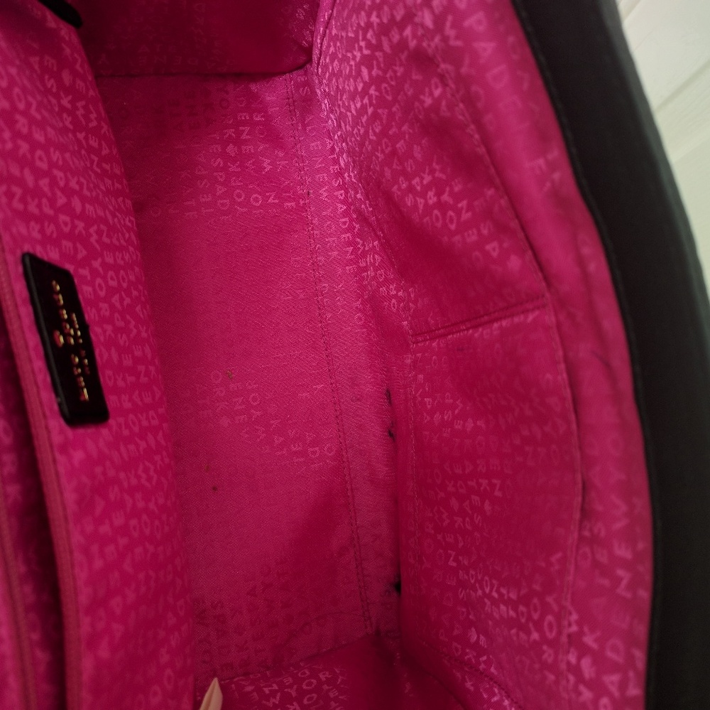 Kate Spade laurel wesley place handbag. EUC - Picture 4 of 6