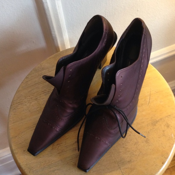 Charcolate Brown Shoe.. Made in Switzerland!! New!