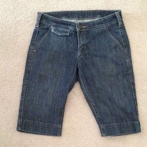 Cute BCBGMaxAzria jean shorts😍