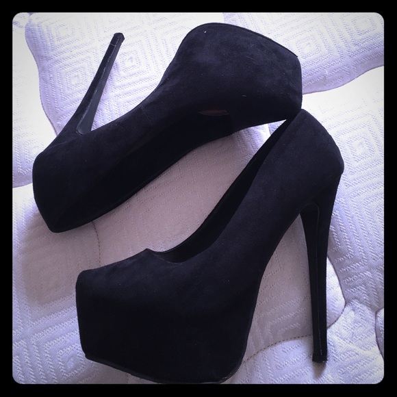 Platform black heels