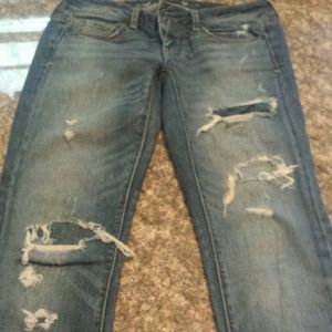 American Eagle Destroyed Skinny jeans