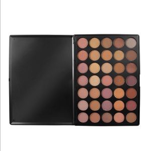 Morphe 35 taupe pallette